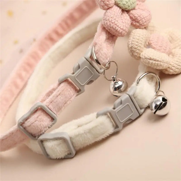 Lovely Cat Collar Set: Soft Plush Flower Design, Adjustable, with Bell - Pet's Fashion Statement